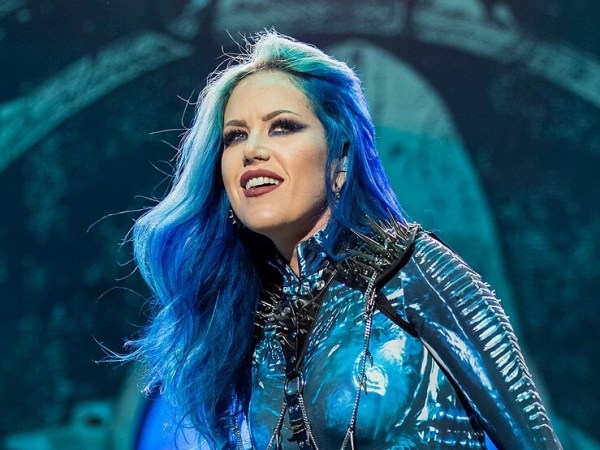 Blue, Again: Hesiod and the Persistence of an&nbsp;Anachronism